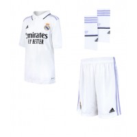 Real Madrid Karim Benzema #9 Fotballklær Hjemmedraktsett Barn 2022-23 Kortermet (+ korte bukser)